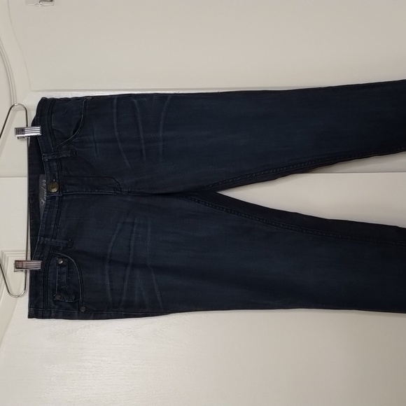 Level 99 skinny size 30 low to mid rise, 32" inseam, dark wash jeans - Picture 2 of 13